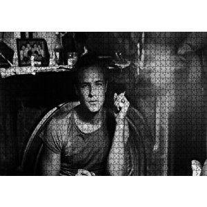 Marlon Brando Genç Sigara İçen Pozu Puzzle Yapboz Mdf Ahşap 1000 Parça