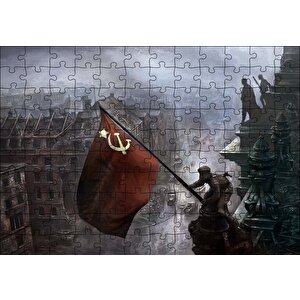 Kızıl Zeminde Sarı Orak Çekiç Bayrak Puzzle Yapboz Mdf Ahşap 120 Parça