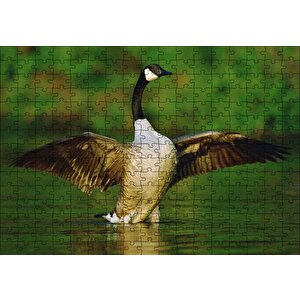 Gölde Kanatlarını Açmış Kaz Puzzle Yapboz Mdf Ahşap 255 Parça