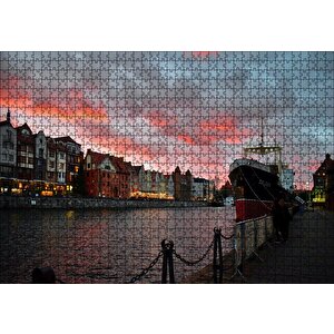 Günbatımında Kanal Binalar Ve Gemi Puzzle Yapboz Mdf Ahşap 1000 Parça