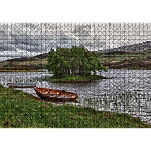 Gölde Sandallar Tepeler Ve Bulutlu Gökler Puzzle Yapboz Mdf Ahşap 1000 Parça