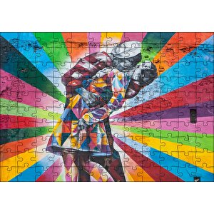 Öpüşen Denizci Ve Sevgilisi Duvar Boyama Puzzle Yapboz Mdf Ahşap 120 Parça