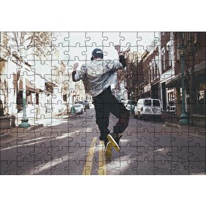 Boş Caddede Hiphop Genç Puzzle Yapboz Mdf Ahşap 120 Parça