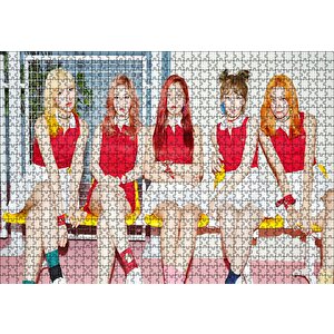Black Pink Kore Pop Kırmızı Beyaz Lacoste Puzzle Yapboz Mdf Ahşap 1000 Parça