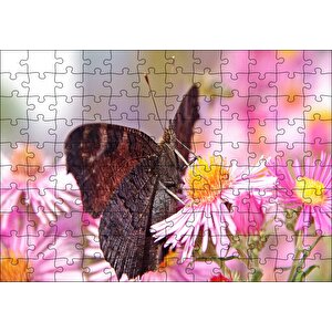 Cakapuzzle Mor Çiçeklerin Üzerindeki Kahverengi Kelebek Puzzle Yapboz Mdf Ahşap