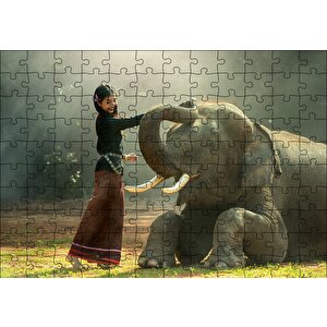 Çayırdaki Fil Ve Onu Seven Kız Puzzle Yapboz Mdf Ahşap 120 Parça
