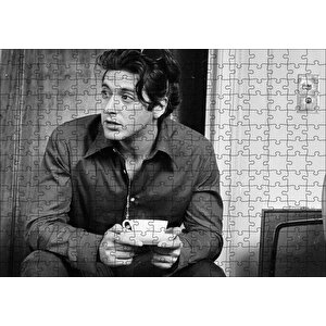 Al Pacino Elinde Kahve Fincanı Puzzle Yapboz Mdf Ahşap 255 Parça
