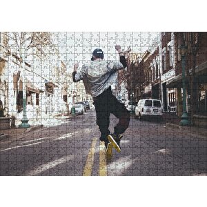 Boş Caddede Hiphop Genç Puzzle Yapboz Mdf Ahşap 500 Parça