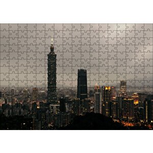 Akşamüzeri Şehir Işıkları Ve Gökdelenler Puzzle Yapboz Mdf Ahşap 255 Parça