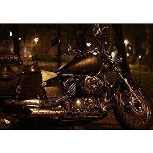 Gece Işıkları Altında Siyah Chopper Motorsiklet Puzzle Yapboz Mdf Ahşap 500 Parça