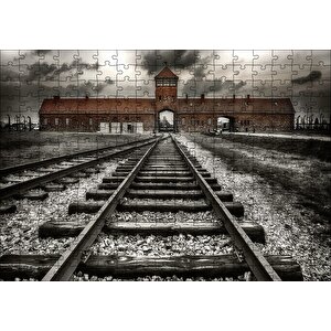 Tren Rayları Ve Tarihi Bina Puzzle Yapboz Mdf Ahşap 255 Parça