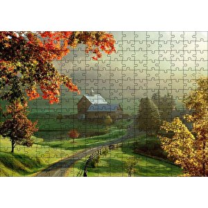 Sonbaharda Hala Yeşil Çayırlar Ve Uzaktaki Ev Puzzle Yapboz Mdf Ahşap 255 Parça