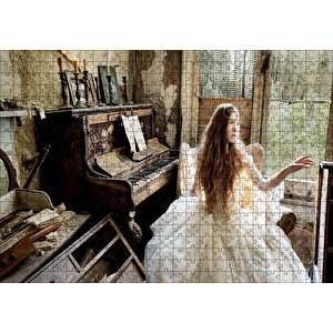Terkedilmiş Ev Piyano Ve Beyaz Elbiseli Kız Puzzle Yapboz Mdf Ahşap 500 Parça