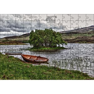 Gölde Sandallar Tepeler Ve Bulutlu Gökler Puzzle Yapboz Mdf Ahşap 120 Parça