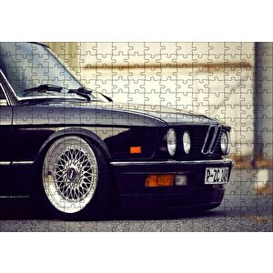 Bmw E 28 Siyah Sağ Ön Detay Puzzle Yapboz Mdf Ahşap 255 Parça