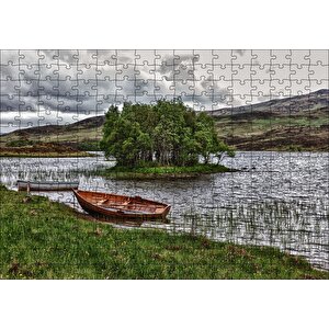Gölde Sandallar Tepeler Ve Bulutlu Gökler Puzzle Yapboz Mdf Ahşap 255 Parça