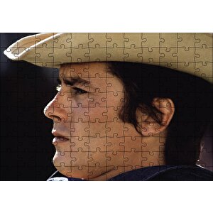 Alain Delon Uzaklara Bakan Puzzle Yapboz Mdf Ahşap 120 Parça