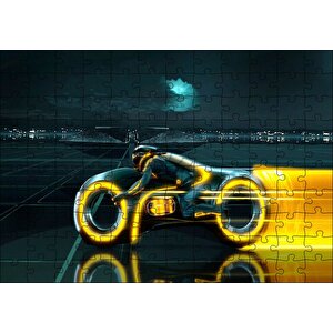 Tron Efsanesi Motorsiklet Ve Sürücüsü Puzzle Yapboz Mdf Ahşap 120 Parça