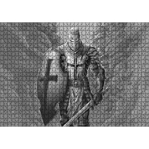 Tam Zırhlı Ve Silahlı Haçlı Şövalyesi Kara Kalem Puzzle Yapboz Mdf Ahşap 1000 Parça