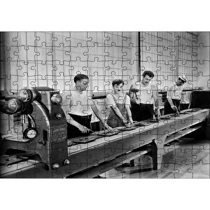 Modern Zamanlarda Charlie Chaplin Puzzle Yapboz Mdf Ahşap 120 Parça