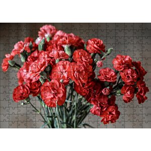 Bir Demet Kırmızı Yabani Karanfil Puzzle Yapboz Mdf Ahşap 255 Parça