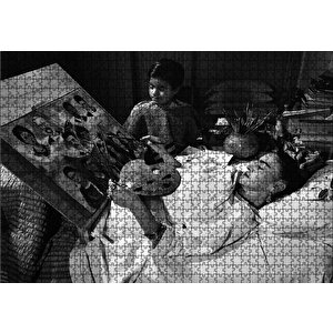Frida Kahlo Yatakta Resim Puzzle Yapboz Mdf Ahşap 1000 Parça