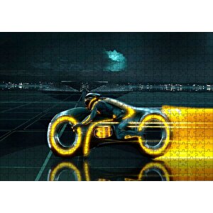 Tron Efsanesi Motorsiklet Ve Sürücüsü Puzzle Yapboz Mdf Ahşap 500 Parça