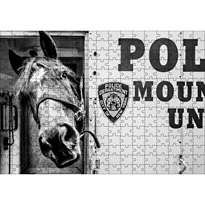 New York Polis Departmanı'nın Emektar Üyesi Puzzle Yapboz Mdf Ahşap 255 Parça