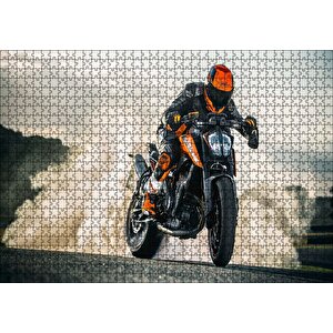Yamaha Naked Motorsiklet Ve Patinaj Dumanları Puzzle Yapboz Mdf Ahşap 1000 Parça