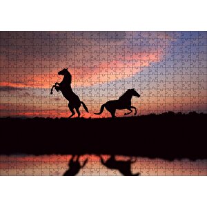 Günbatımında Kızıl Gökler Ve Bir Çift At Puzzle Yapboz Mdf Ahşap 500 Parça