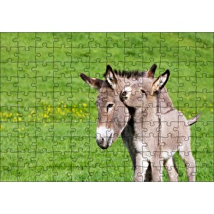 Yeşil Çayırda Gri Anne Eşek Ve Sıpası Puzzle Yapboz Mdf Ahşap 120 Parça
