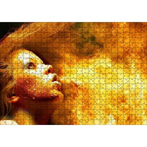 Alev Soluyan Alev Saçlı Kadın Puzzle Yapboz Mdf Ahşap 500 Parça