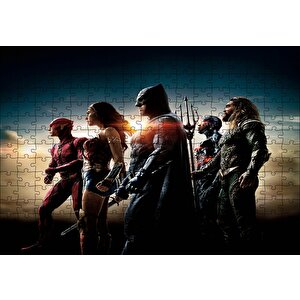 Justice League Batman, Flash, Wonder Woman, Cyborg, Aquaman Puzzle Yapboz Mdf Ahşap 255 Parça