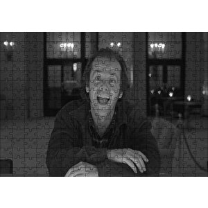 The Shining Jack Nicholson Gülüyor Puzzle Yapboz Mdf Ahşap 255 Parça