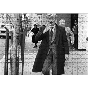 David Bowie Sigara İçiyor Siyah Beyaz Puzzle Yapboz Mdf Ahşap 255 Parça