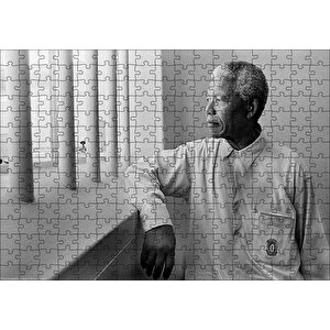 Nelson Mandela Parmaklıklar Ardında Puzzle Yapboz Mdf Ahşap 255 Parça