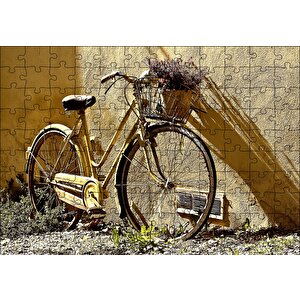 Duvar Önünde Eski Sarı Bisiklet Puzzle Yapboz Mdf Ahşap 120 Parça