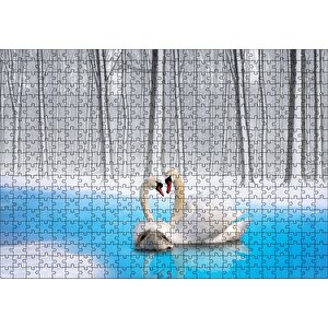 Karlı Ve Buzlu Göldeki Romantik Kuğu Çifti Puzzle Yapboz Mdf Ahşap 500 Parça