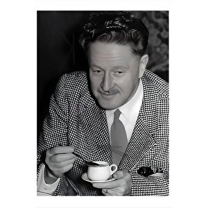 Nazım Hikmet Kahve İçiyor Model Ahşap Tablo 35cm X50cm 35x50 cm