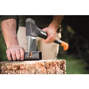 Fiskars Xs, X7 Parçalama Baltası + Bileme Aparatı Seti