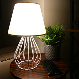 North Home Siyah Metal Kafes Gövdeli Konik Kumaş Başlıklı Abajur Krem