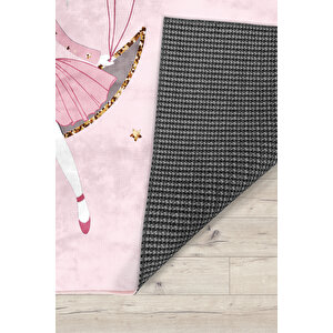 Prenses Kız Pembe Bambu Çocuk Odası Halısı 120x175 cm
