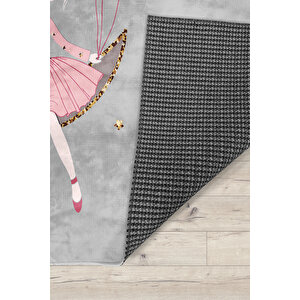 Prenses Kız Gri Bambu Çocuk Odası Halısı 120x175 cm