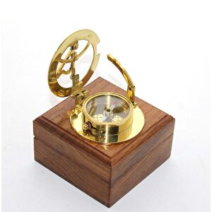 Ahşap Kutulu Pi̇ri̇nç Güneş Saati̇ Ve Pusula, 6x6