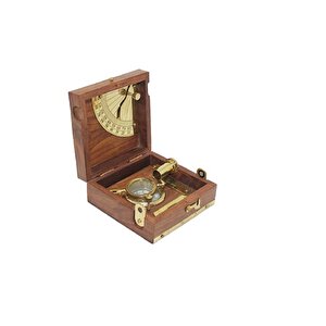 Ahşap Kutulu Pi̇ri̇nç Güneş Saati̇ Ve Pusula, 12x5