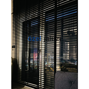 Siyah 50 Mm Ahşap  Jaluzi 180x180 cm