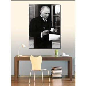 Kanvas Tablo Mustafa Kemal Atatürk Kahve İçerken 70x100 cm