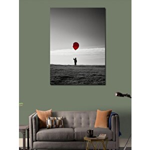 Kanvas Tablo Kırmızı Uçan Balonlu Çocuk 100x140 cm