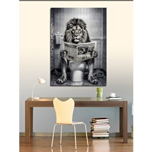 Kanvas Tablo Tuvalette Gazete Okuyan Aslan 100x140 cm