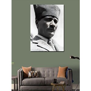 Kanvas Tablo Mustafa Kemal Atatürk Siyah Beyaz 50x70 cm